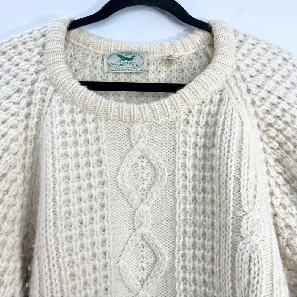 Vintage stunning wool